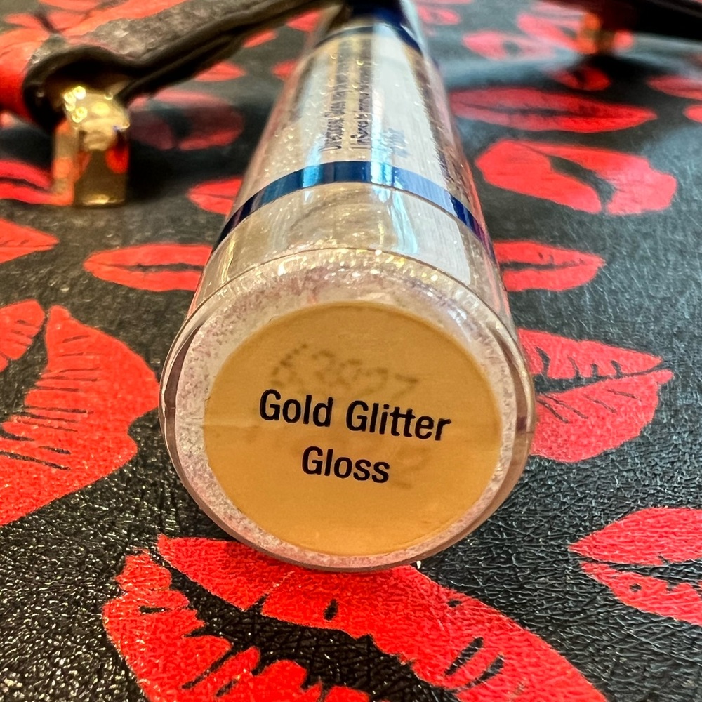 LipSense Moisturizing Gloss by Senegence. ***BRAND NEW AND UNOPENED***